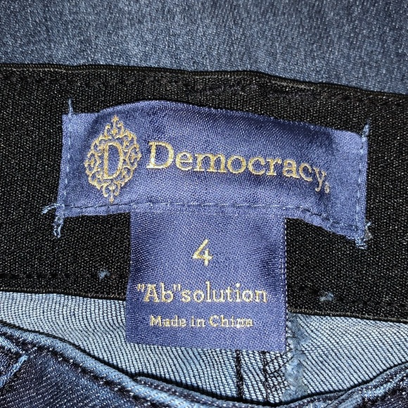 Democracy Jeans - Picture 3 of 7